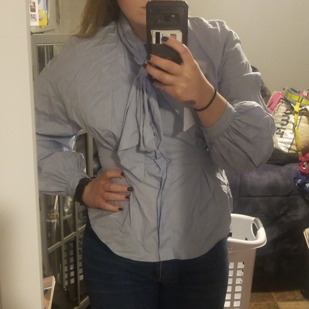 H&M light blue button up